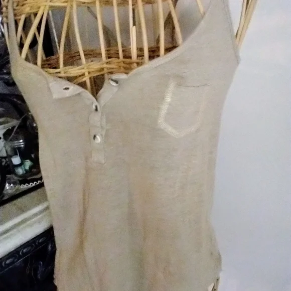 Zara Basic Tan T-Shirt Lightweight - Picture 5 of 12